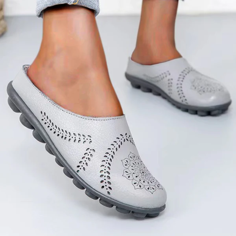 Ademende Sandalen - Glans