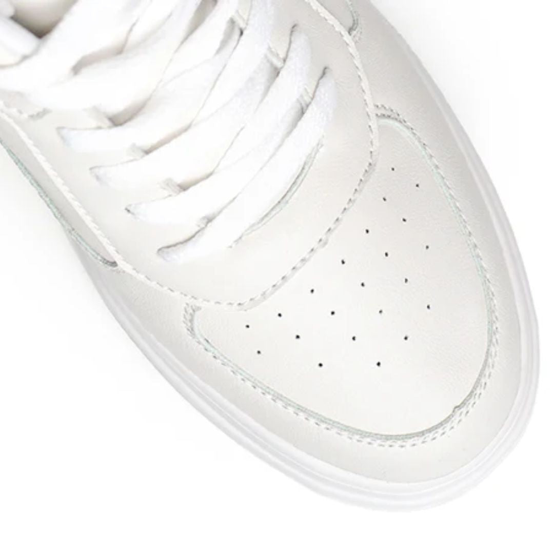 Altiora Verhoogt Je Discreet Tot +8 Cm Zonder Comfort Te Verliezen.